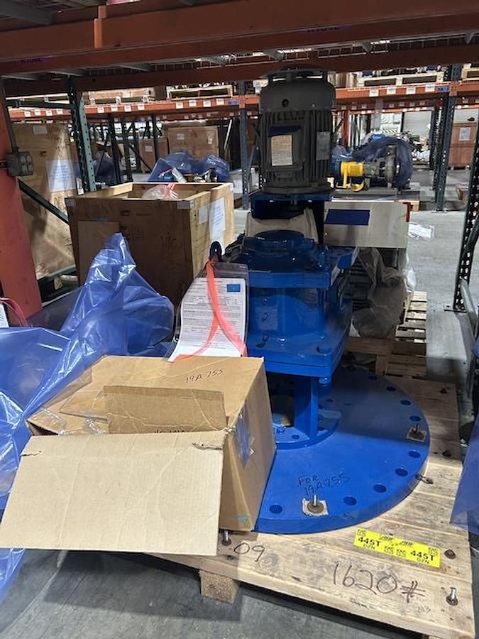 Used Reactor, 2,775 Gallon, 304 Stainless Steel, Equipromex, Water Wash, Vertical, 145 PSI, Agitated, Unused, #5991584