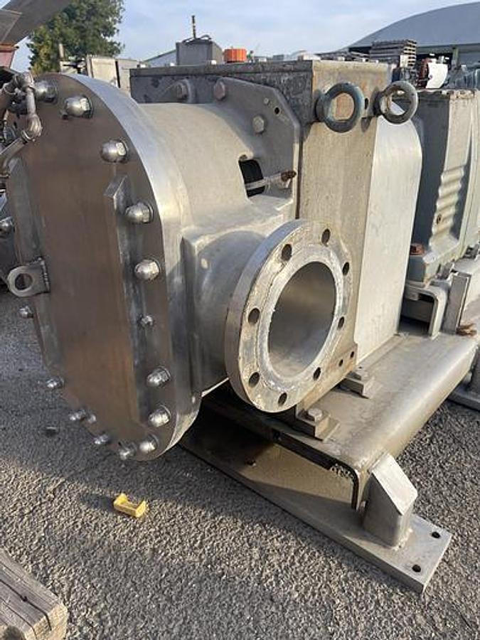 Used Pump, Positive, Rotary Lobe, Fristam FDS1-4, 10 HP, 2" In/Out, VFD Drive