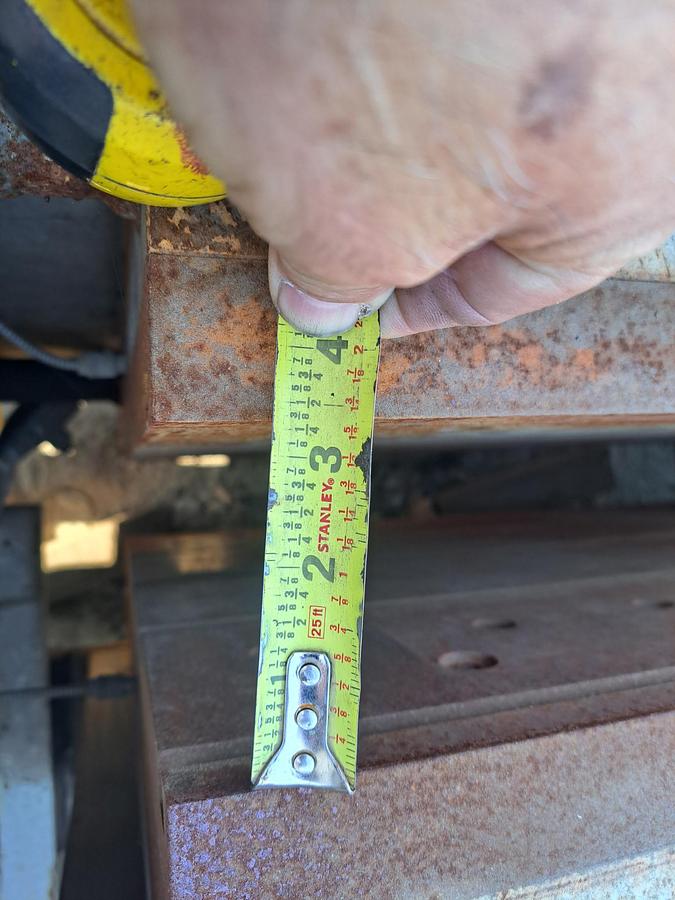 Used Press, Platen, Hydraulic, 300-Ton, 36” x 26” surface, 3000 PSI #S745387