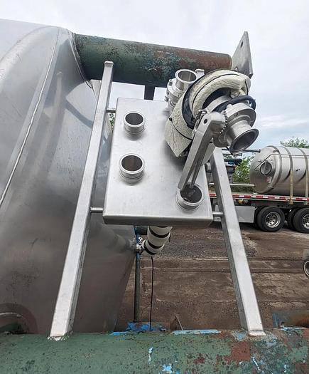 Used Tank, 6,600 Gallon, Stainless Steel, 96" x 202", Jacketed, Santa Rosa #5762689