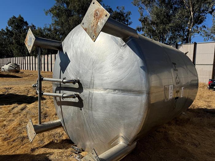 Used Tank, 6,000 Gallon, 316 Stainless Steel, Dish Bottom, Legs, Dual, #5991007