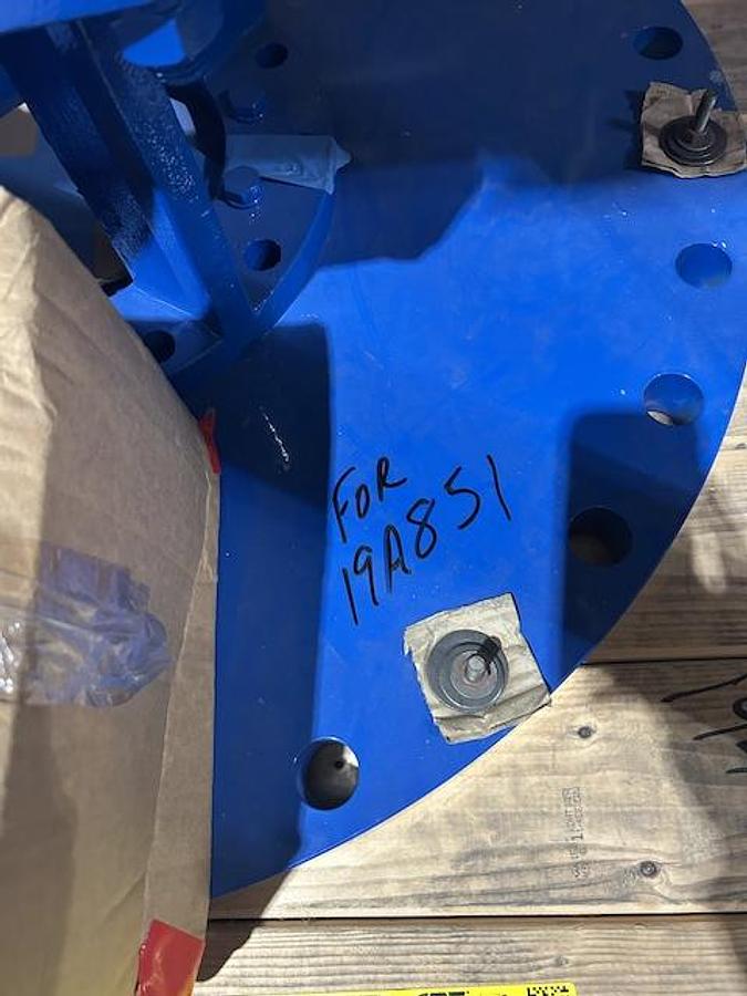 Used Reactor, 2,775 Gallon, 304 Stainless Steel, Equipromex, Reagent Reactor, Agitated, Vertical, 145 PSI, #5991582