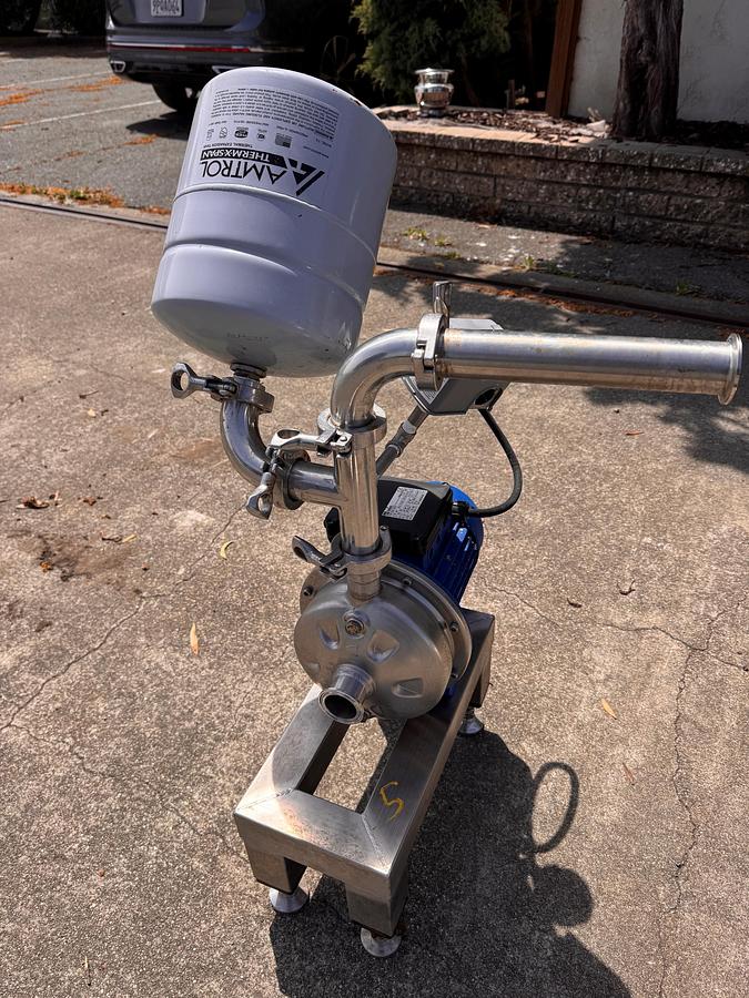 Used Tank, 375 Gallon, 304 Stainless Steel, Jacketed Fermenter, Criveller, Cone Bottom, #5991399