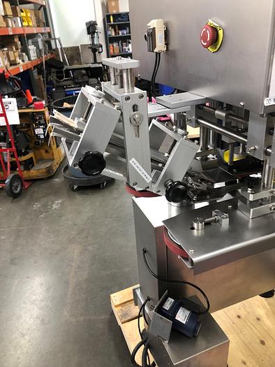 Used Capper, Inline, Spindle, TotalPack DS-200A , Automatic Inline Capper #5990982