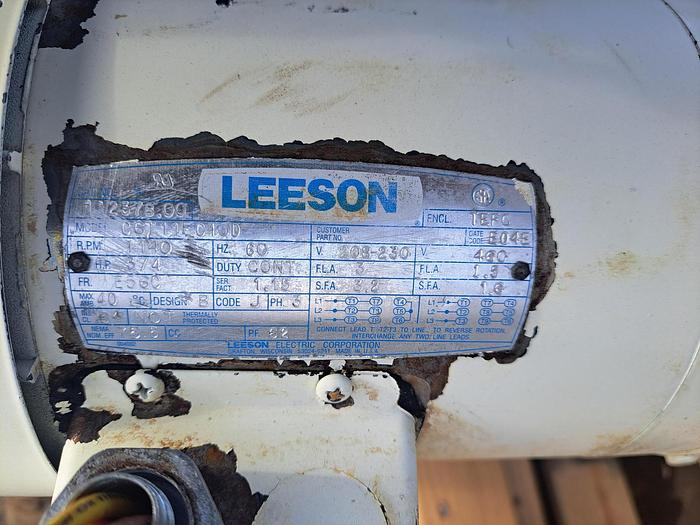 Used Tank, Mixing, 304 Stainless Steel, .75HP #5991160