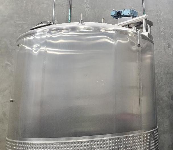 Used Tank, 6,000 Gallon, Stainless Steel, Agitated, Dish Bottom, Jacketed