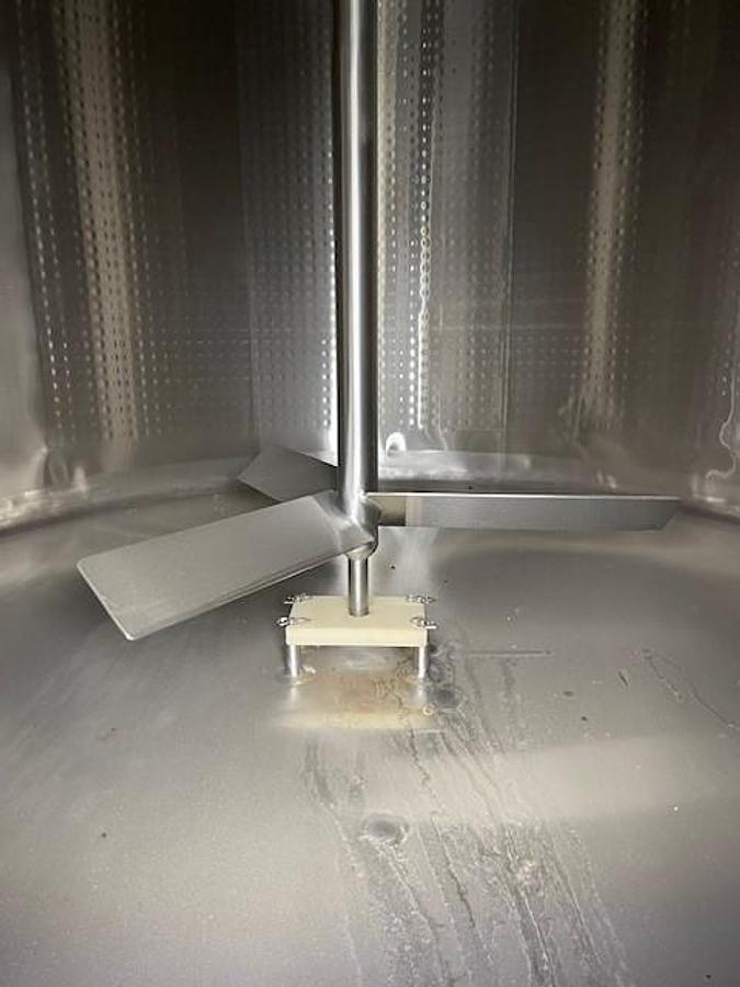 Used Tank, 3,000 Gallon, APV Crepaco, Jacketed, Vertical, Agitated, Stainless Steel, #5991448