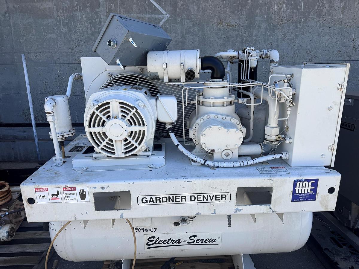 Used Compressor, Air, 25 HP, Rotary Screw, Gardner Denver, 125 PSI, Receiver Tank, #5991878