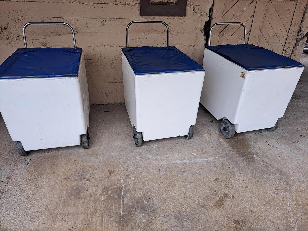 Used Cart, 26" x 18" x 23", Insulated, On Wheels (6) #S734619