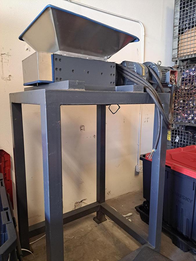 Used Shredder, Recycling, Waste, Mild Steel, 13" x 15", 5.5 kW, #5991730