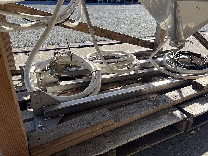 Used Unloader, Pneumatic, S/st, Oscillating Discharge, Nakanishi #S744820
