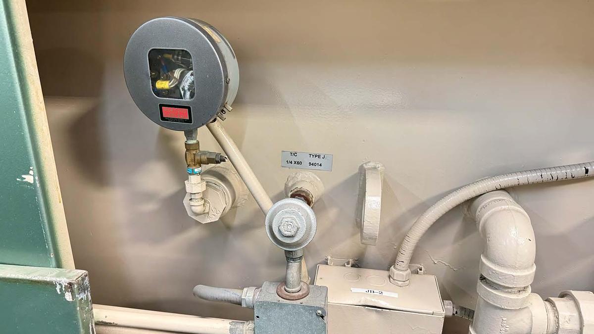 Used Autoclave, 46.75" x 110", 220 PSI, Electrically Heated, Melco Steel, #5991523