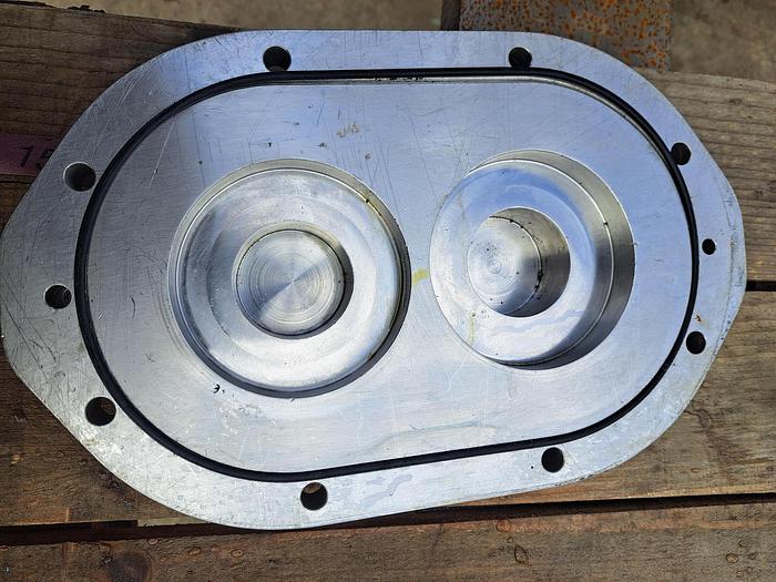 Used Pump, Positive, Waukesha, Model 060U1, 316 Stainless Steel, 3 HP #S745384