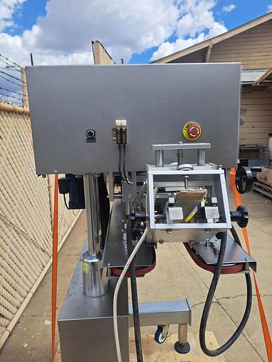 Used Capper, Inline, Spindle, TotalPack DS-200A , Automatic Inline Capper #5990982