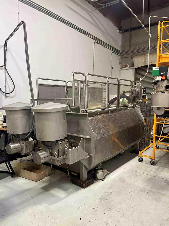 Used Mixer, Ribbon, 7500 LB (1100 Gallon), Dual Shaft Ribbon, Jacketed, #5991749