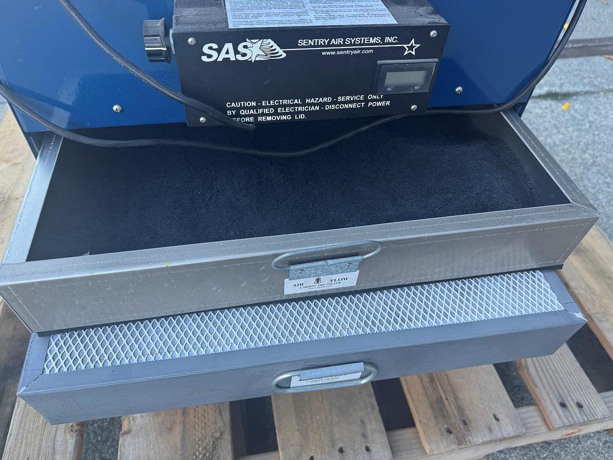Used Dust Collector, Fume Extractor, Portable, Sentry Air Systems, SAS Model 550, #5991655