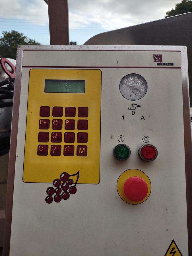 Used Press, Bladder, 900 Liter, SK-SKRLJ, Mdl PSP 9 AVF #S745400