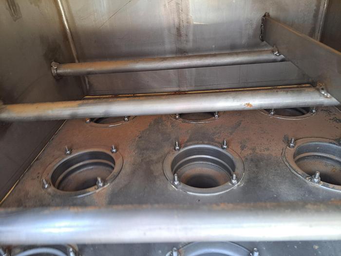 Used Dust Collector, Bin Vent, 40 SF, Stainless Steel, Pulse Jet, #5751584