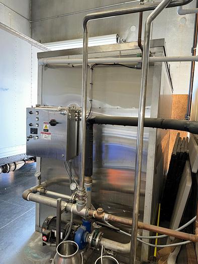 Used Ice Maker, Ice Builder, Girton, Model KZ5128, 15,000 Pounds, #5861440