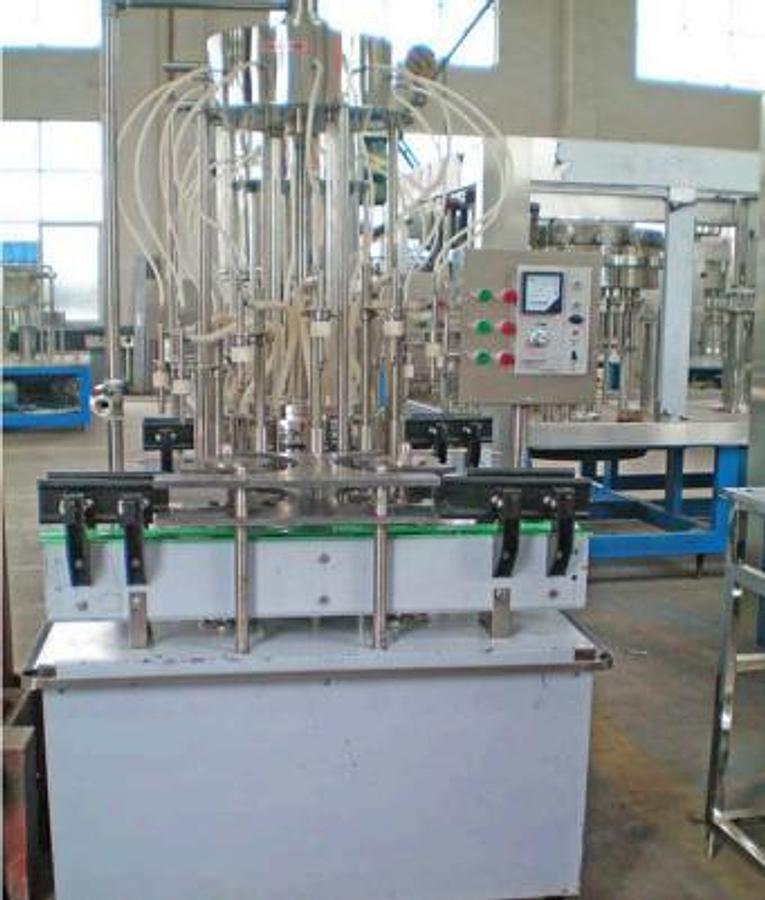 Used Filler, Bottle Filler, Rotary Gravity Reverse Pressure, 304 Stainless Steel, 2000 BPH, , Hot/Cold Fill, #5991766