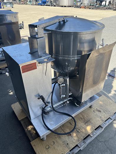 Used Kettle, 40 Gallon, Groen, Mdl DHT-40, Tilt, Gas-Fired, Self Contained #S745090