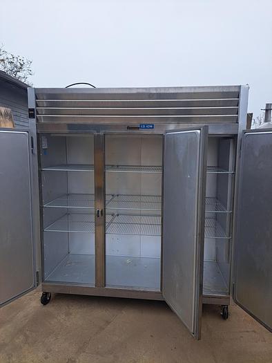 Used Refrig, Freezer, Traulsen, Three Section, Mdl G30010 #S745507