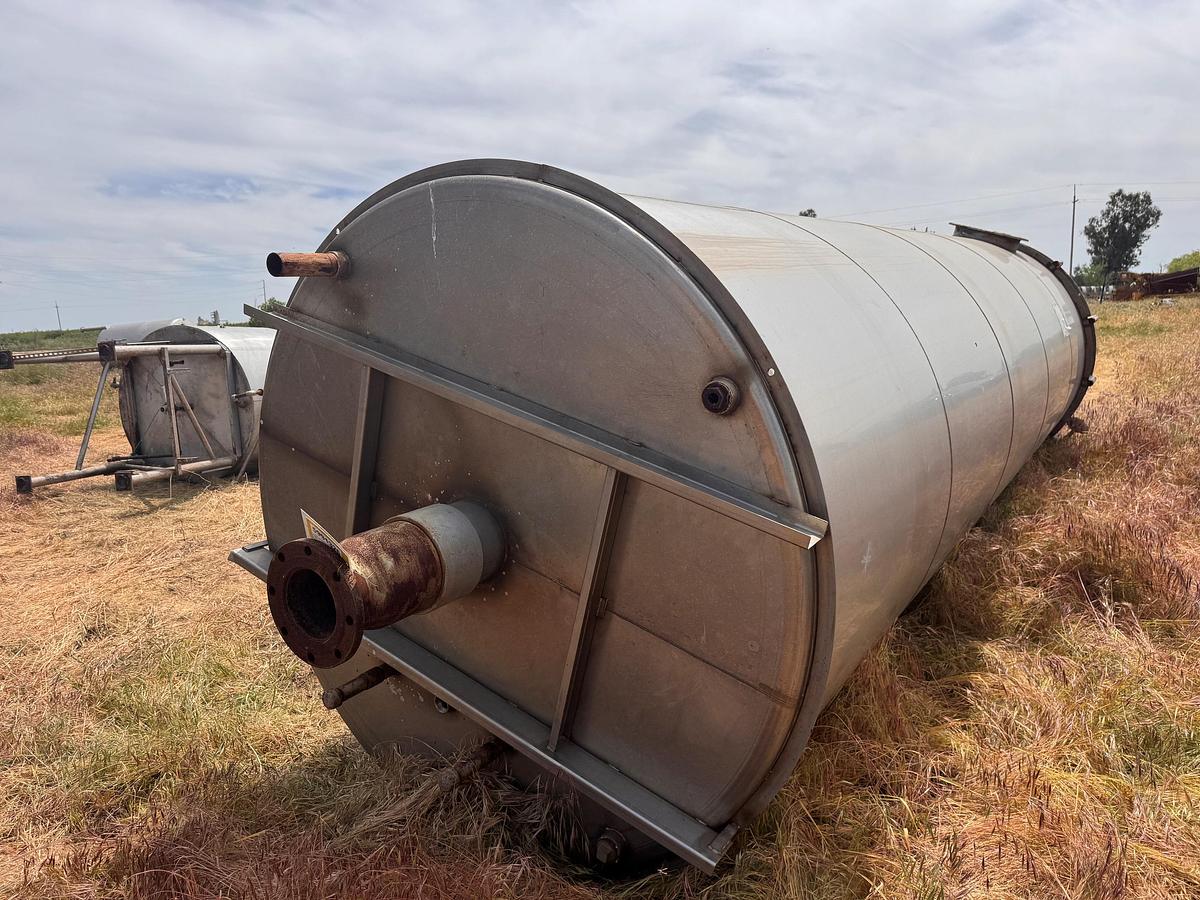 Used Tank, 4,200 Gallon, Stainless Steel, 6' Dia x 20' H, Valley Foundry, UL rated, #5991326