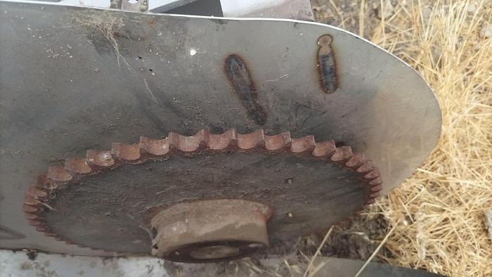 Used Bin, Bin Bottom, 2-Screw, 5" x 8', S/st, Less motor #S740521