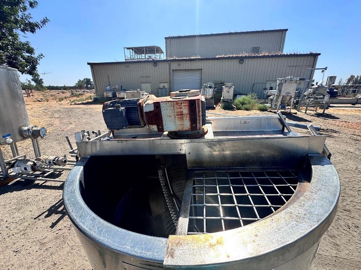 Used Kettle, 300 Gallon, Stainless Steel, Jacketed, Scrape Surface Agitation, Mueller, #5991920
