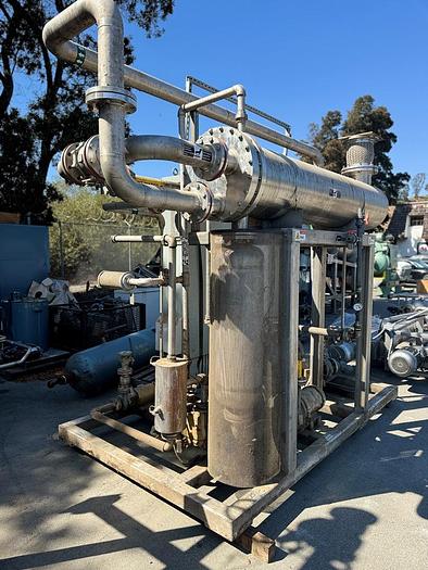 Used Heat Exchanger, Shell & Tube, 500 SF, Stainless, Vacuum, #5991130