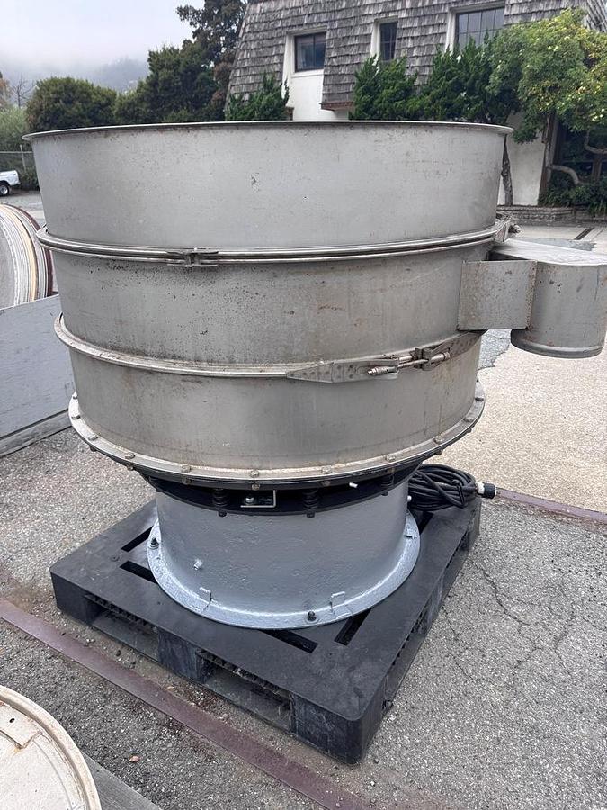 Used Screen, Vibratory, 48" Diameter, Double Deck, Sweco, Stainless Steel, #5991823