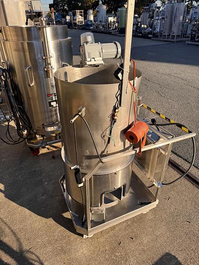 Used Reactor, 66 Gallon (250 Liter), Single Use, Stainless Steel, HyClone, 24" x 42" #5991246