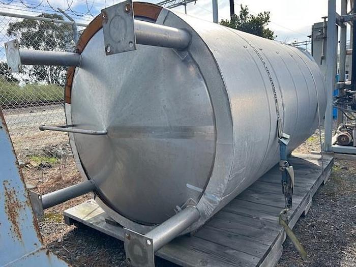 Used Tank, 1,300 Gallon, S/st, CT/CB, Insul, Spray Ball #S743884