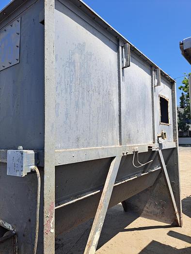 Used Hopper, Dump, 200 CF, 304 Stainless Steel, Auger Discharge #5674437