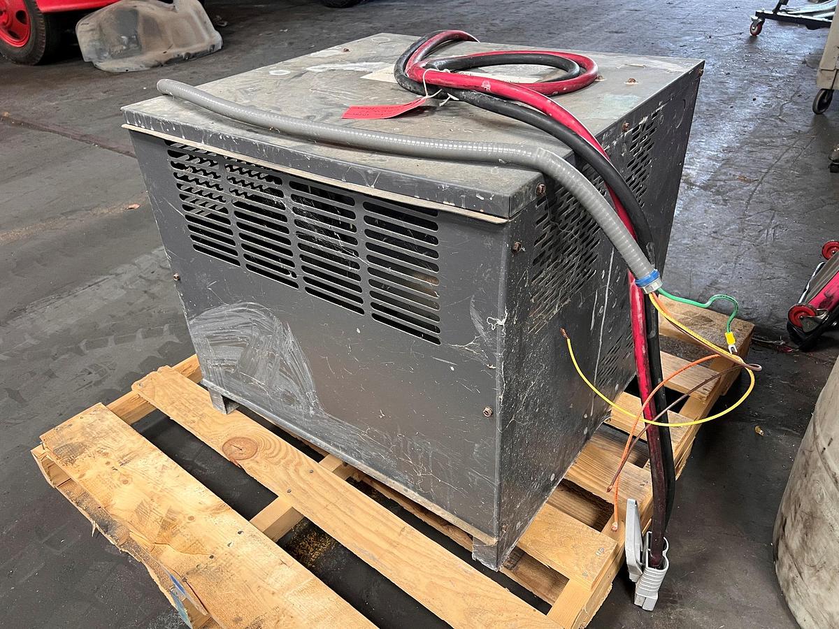 Used Charger, 36V Forklift Battery, Hawker PowerTech PT3-18-200, 18 Cell, High Frequency, #5991531