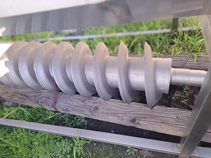 Unused Holoflite, Rietz, 16" x 9'6", Screws Only, 250 PSI, #S440971