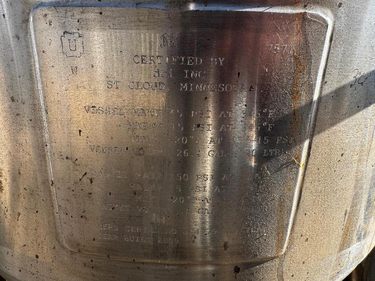 Used Tank, 26 Gallon (100 Liter), DCI, Stainless Steel, Fermenter, #5991467