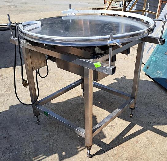 Used Table, Accumulation, 36", Stainless Steel, Vari-Speed, Guide Rails #S745298