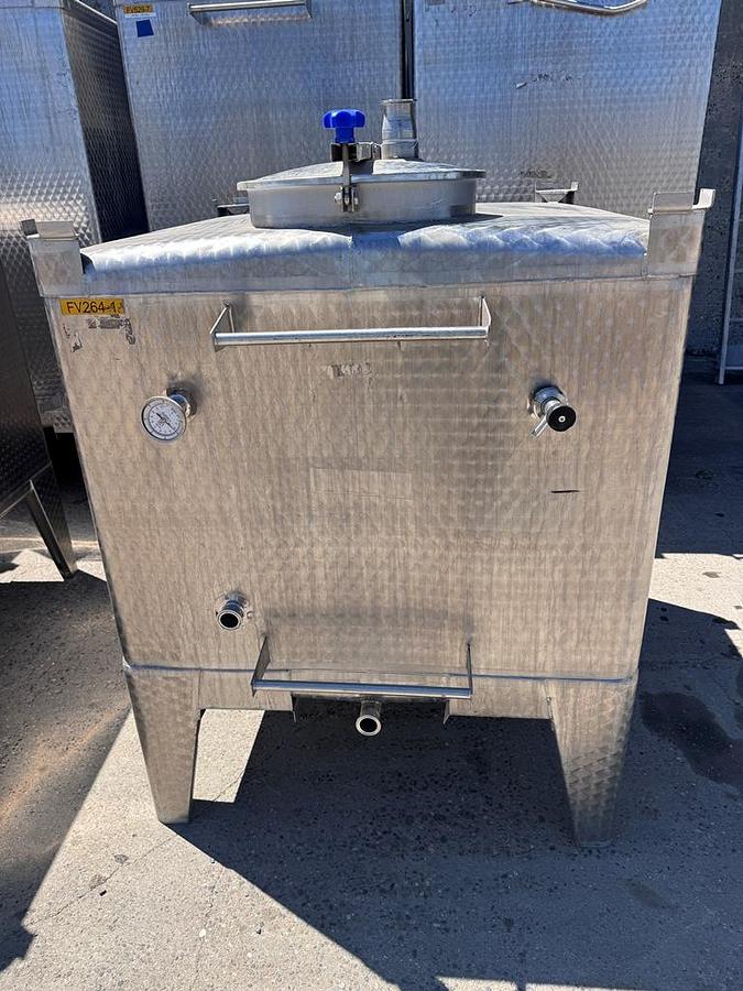 Used Tank, 264 Gallon, Tote, Stainless Steel, 41" x 47" x 32",  Wine storage, Qty. - 2, #5991809