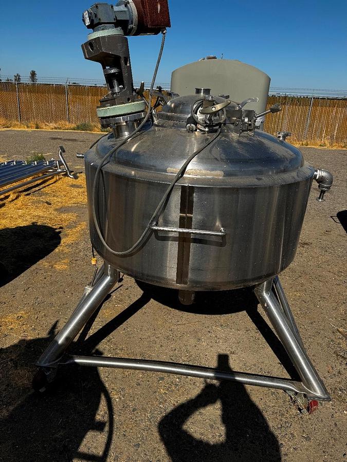 Used Tank, 181 Gallon, 316 Stainless Steel, Jacketed, Agitated, 32 PSI, Full Vacuum, #5991495