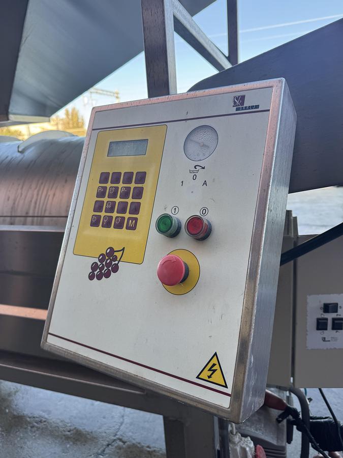 Used Press, Bladder, 900 Liter, SK-SKRLJ, Mdl PSP 9 AVF #S745400