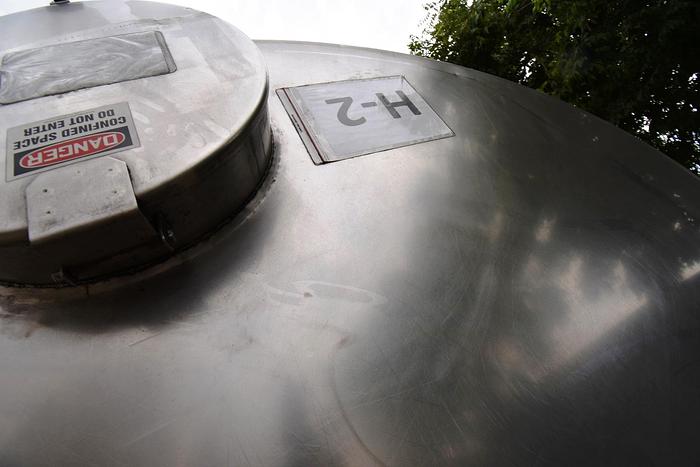 Used Tank, 6,500 Gallon, Stainless Steel, Dish Bottom, Legs, #5990997