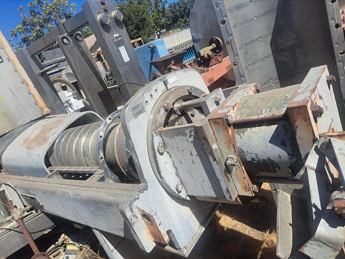 Used Press, Screw, Jones, Mdl 4225, 304 S/st, 50 HP, #Z599062