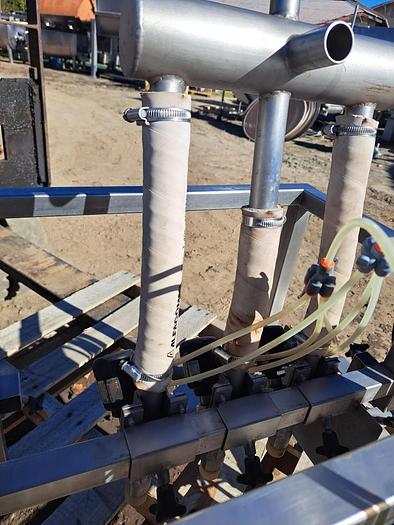 Used Filler, Stainless steel, 3 Head, Liquid Juice, 100 Pounds. #C745399