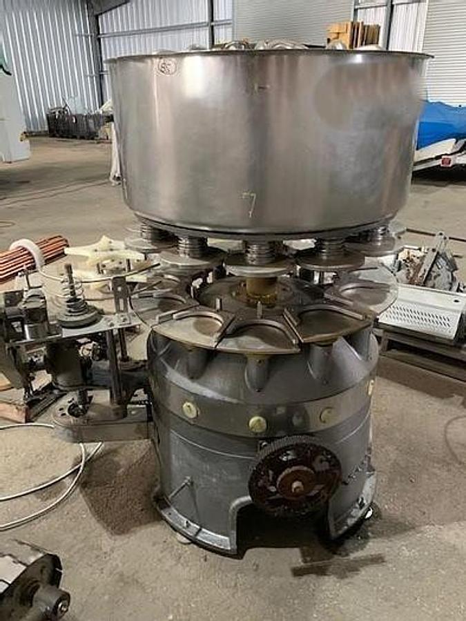 Used Filler, Can, Rotary, 12-Valve, Gravity, FMC, Stainless Steel, #5991924