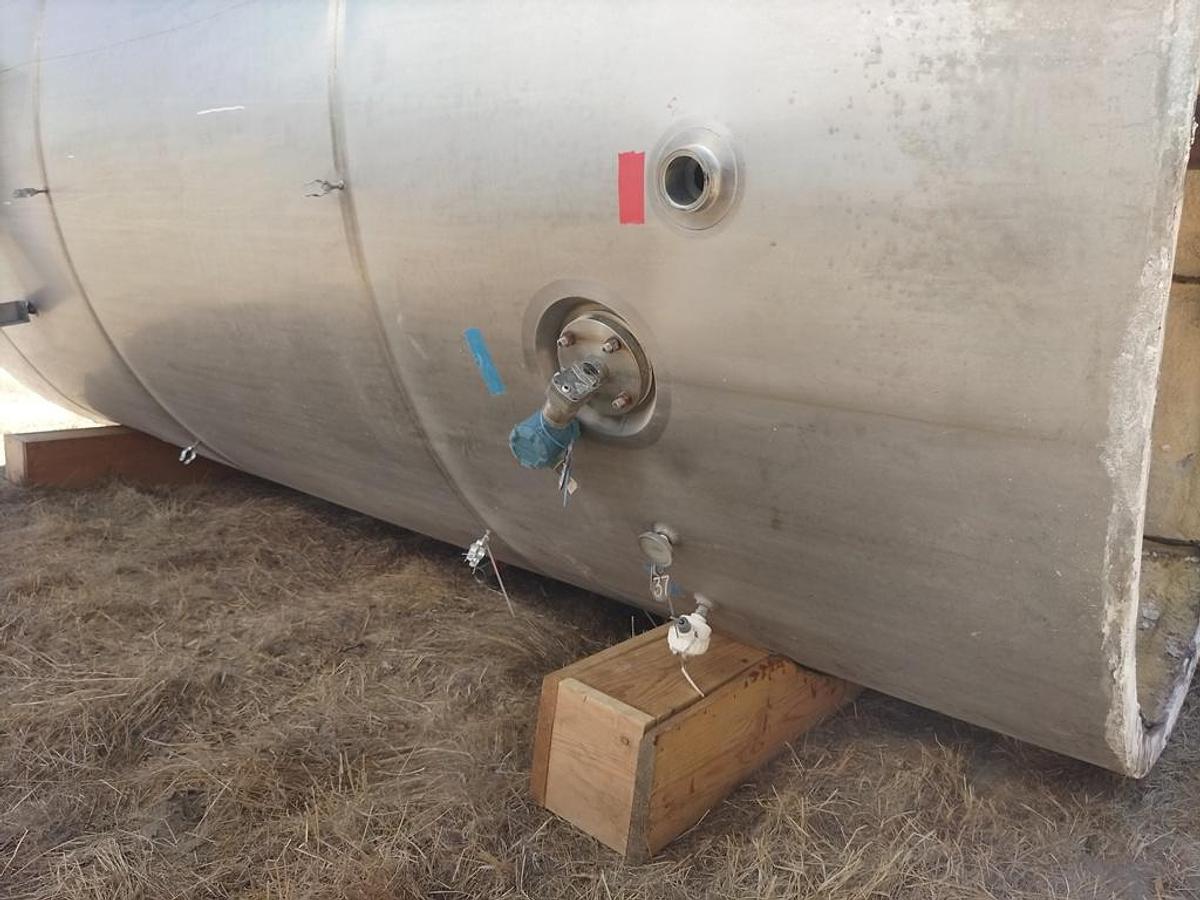 Used Tank, 6,000 Gallon, Stainless Steel, Vertical, Jacketed, Agitated, Storage Tank, #5991876