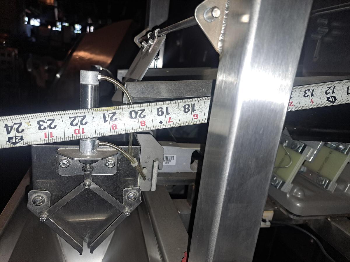 Used Filler, Weigh, 1-Lane, Tridyne , Model F100A, Indexing Conveyor #C745465
