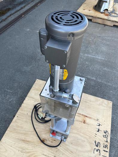 Used Can Seamer, Dixie model 25D Direct Drive Double Can Seamer #S745114