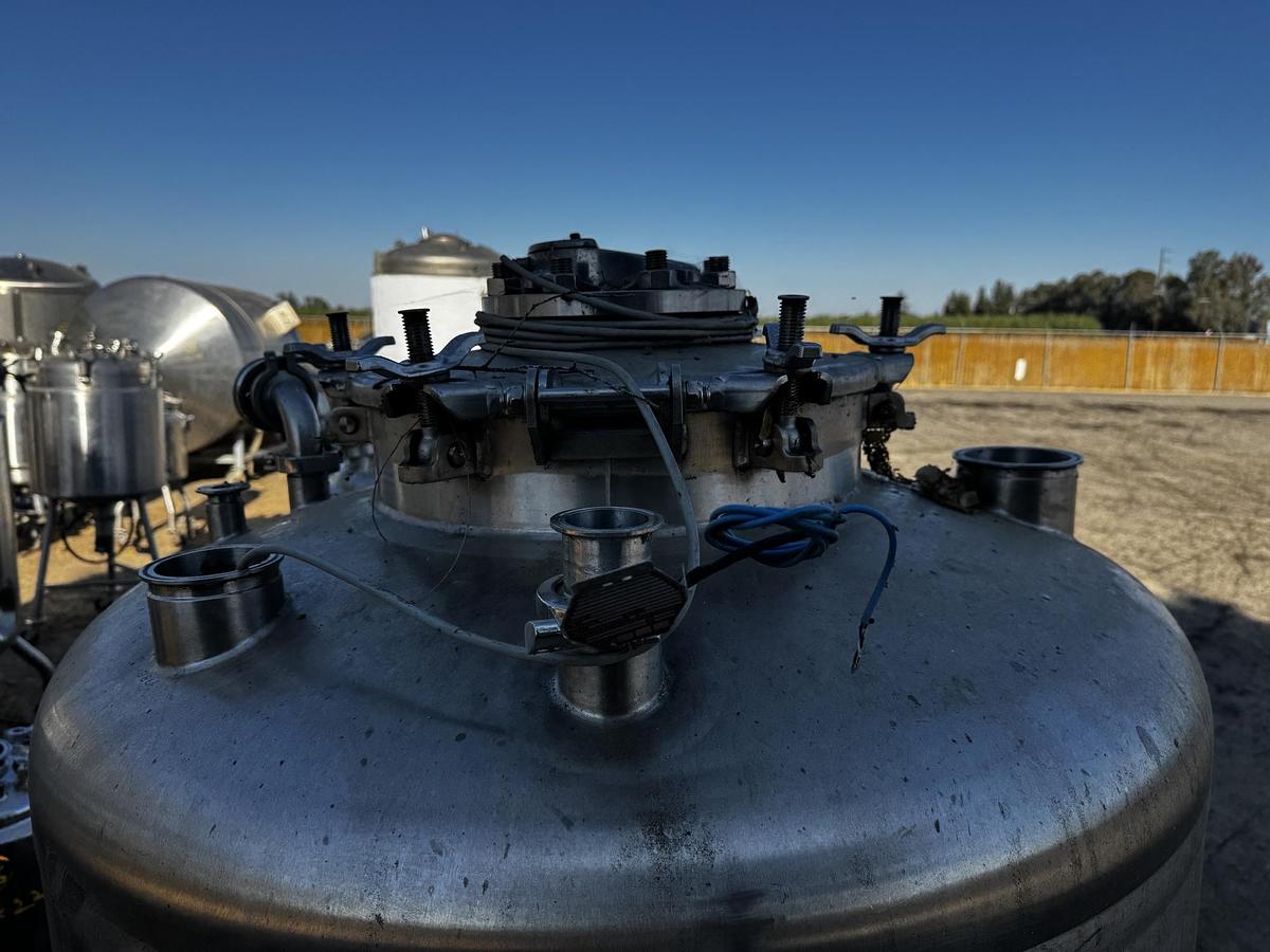 Used Tank, 264 Gallon, 1,000 Liter, BCD Manufacturing, Agitated, 316L Stainless, 3 Bar, #5991456