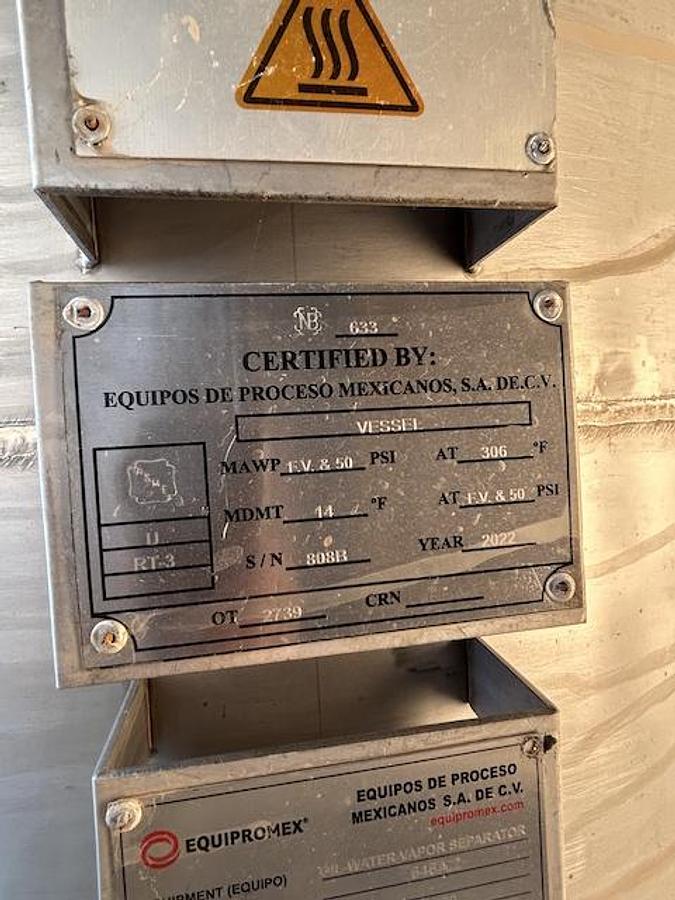 Used Tank, 1,450 Gallon, 304L Stainless Steel, Equipromex, Oil/Vapor Separator, Vertical, Dished Heads, 50 PSI, Full Vacuum, #5991581